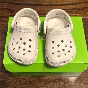 CROCS classic clog linen size c5